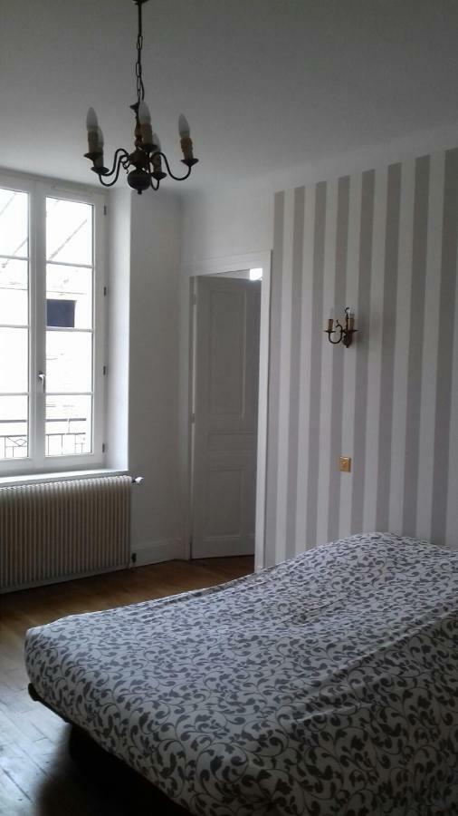 Gite Au Coeur De Volnay Beaune  Kültér fotó
